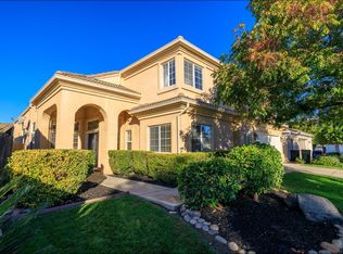 2121 Paramont Way, Modesto, CA 95355