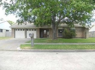 3010 Woodstone Dr, Baytown, TX 77521