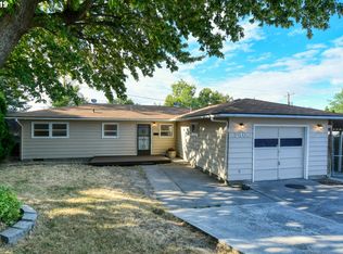 2406 SW Olson Ave, Pendleton, OR 97801