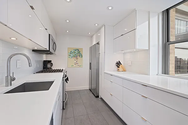 Sold by Corcoran | media 4