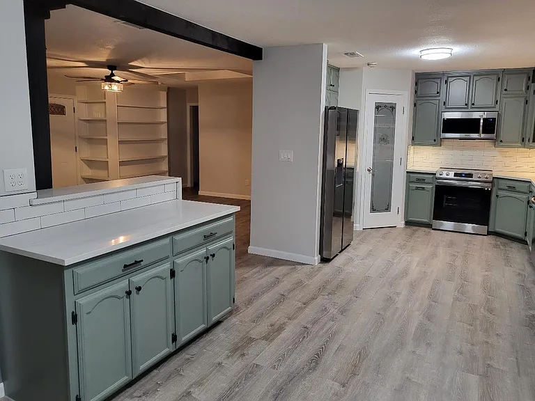 6912 Meadowbrook Dr — Photo 6