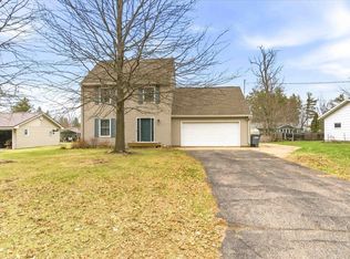 465 Shady Ln, Wisconsin Rapids, WI 54494