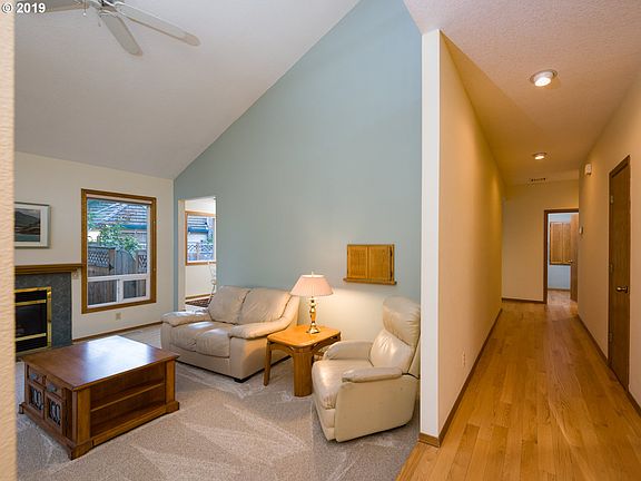 5th image of 11512 NE 34th Ave