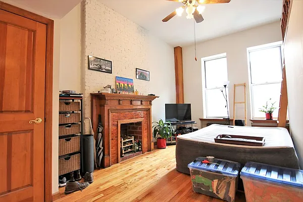 Rented by JK Dansar Corp | media 1