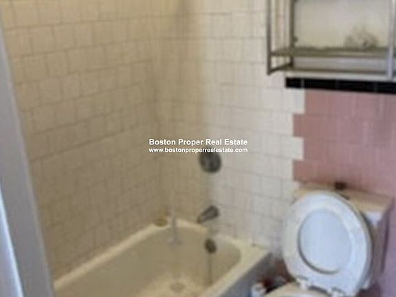 112 Newbury St. #3F Boston - Back Bay Unit Photo 9