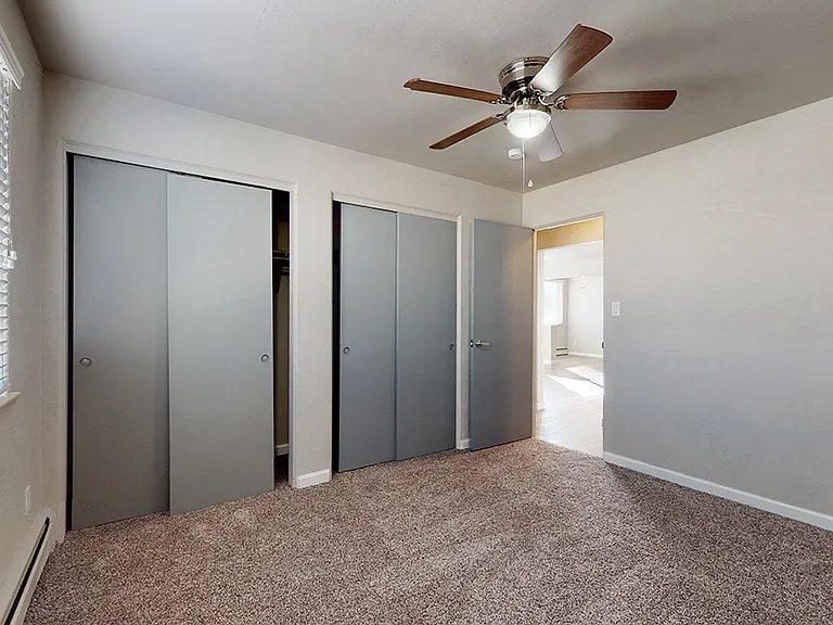Prince Charles Apartments — Photo 15