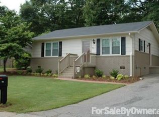 102 Mark St, Easley, SC 29640