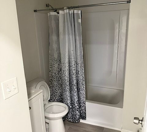 5th image of 18 Lancaster St APT 2R