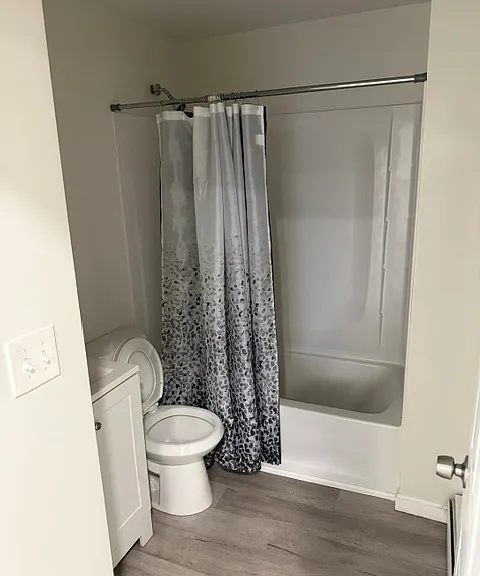 18 Lancaster St #2R — Photo 5