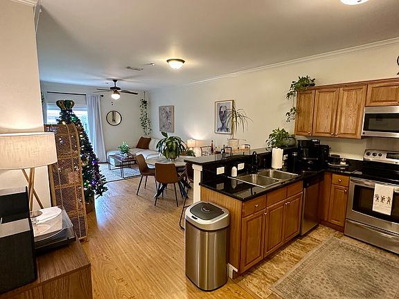 5th image of 20637 Blueberry Ln Unit 4
