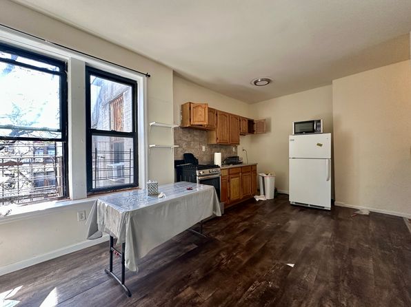 367 95th St APT 4A