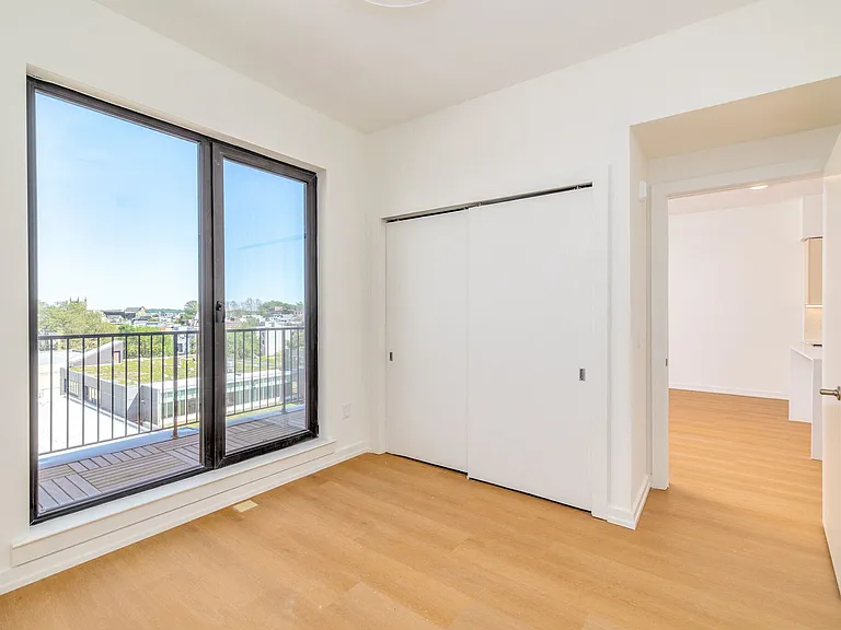 1833 N Hope St — Photo 11