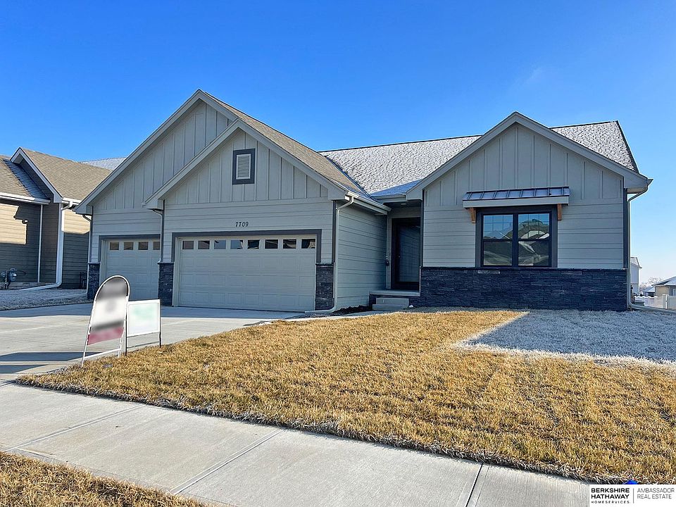 1st image of 7709 S 200th St