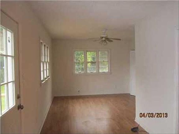 5th image of 706 W Avery St