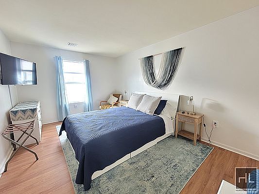 3rd image of 6908 Catamaran Way Floor 1