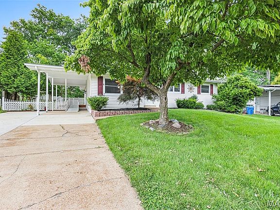 4th image of 1385 Mallard Ln