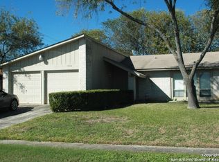 7518 Church Oak St, Live Oak, TX 78233