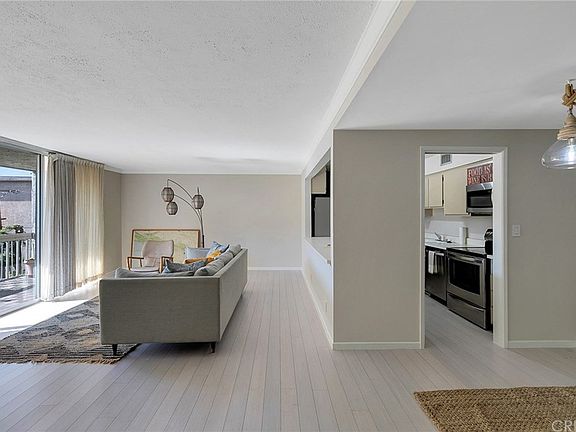 5th image of 333 N Louise St Unit 19