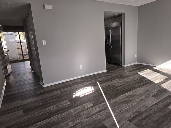 2nd image of 390D Jury Ln #D