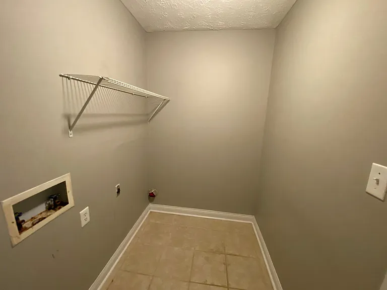 113 Breckwood Dr — Photo 3