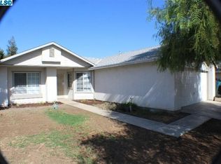 413 Napa St, Tulare, CA 93274