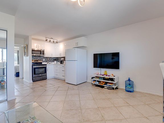 5th image of 21 Sombrero Blvd APT 315