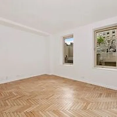 Rented by Keller Williams NYC | media 22