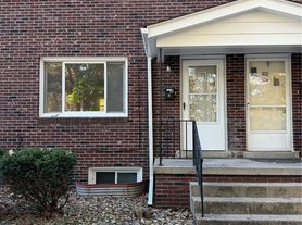1199 Lynn St, Aliquippa, PA