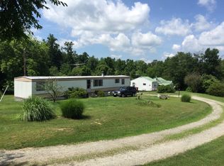 599 Lewis Cole Rd, Crewe, VA 23930