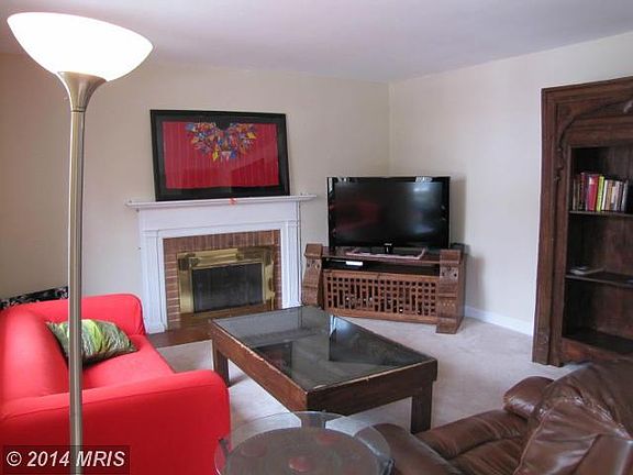 2nd image of 606 S Woodstock St