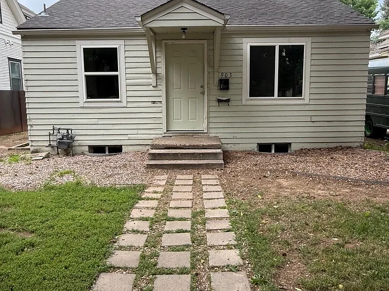 903 W Mountain Ave — Photo 10
