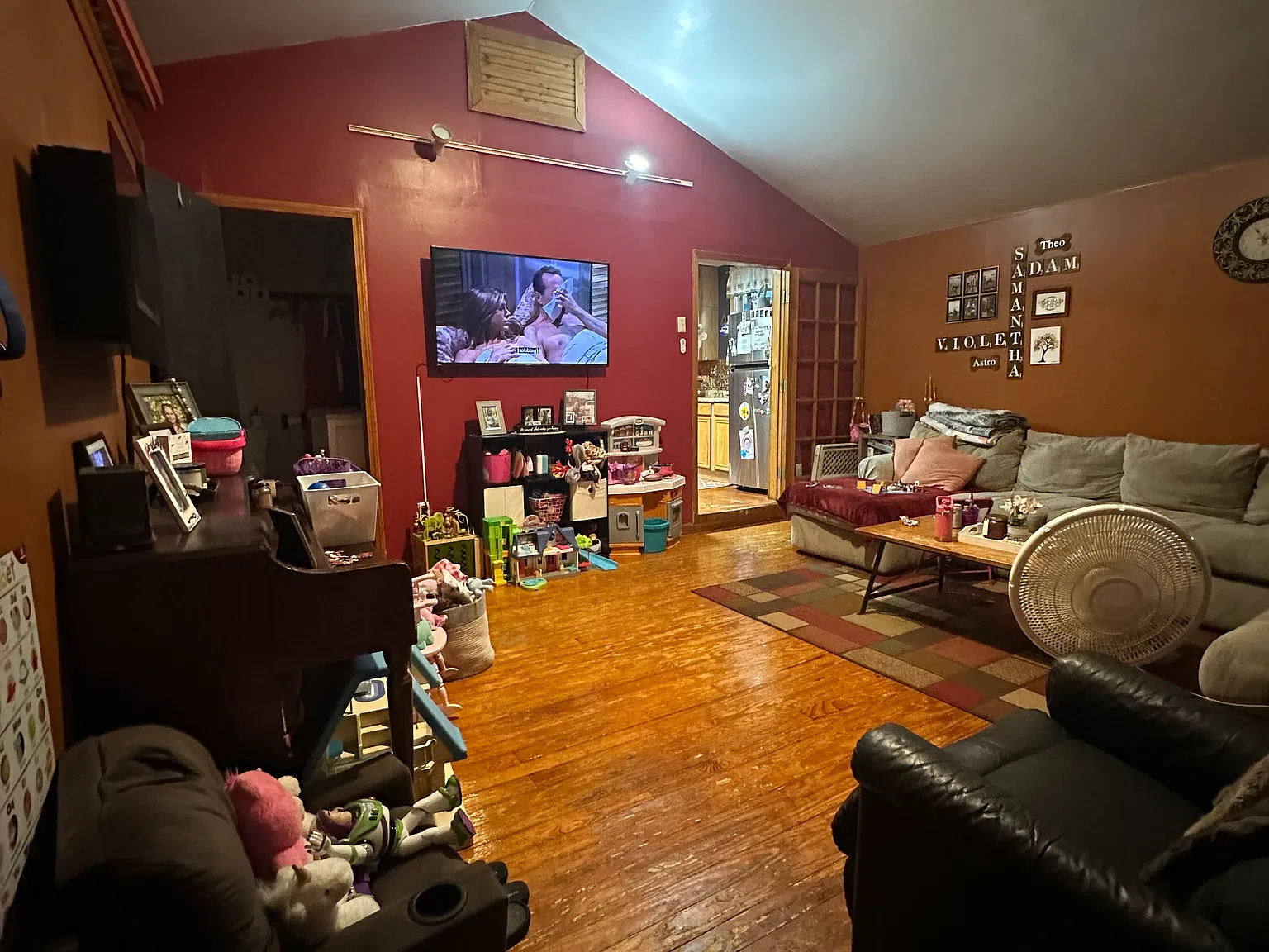 3 bed, 1400 sqft, $1,800 — Photo 4