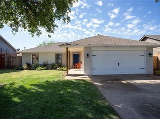 740 Okie Ridge Rd, Yukon, OK 73099