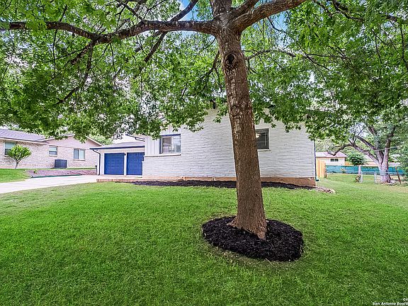 3rd image of 5603 Staack Ave