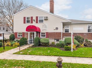 26-01 Corporal Kennedy St, bayside, NY 11360