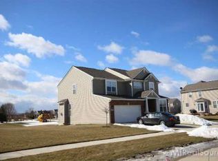 16470 Peace Valley Ct, Macomb, MI 48044