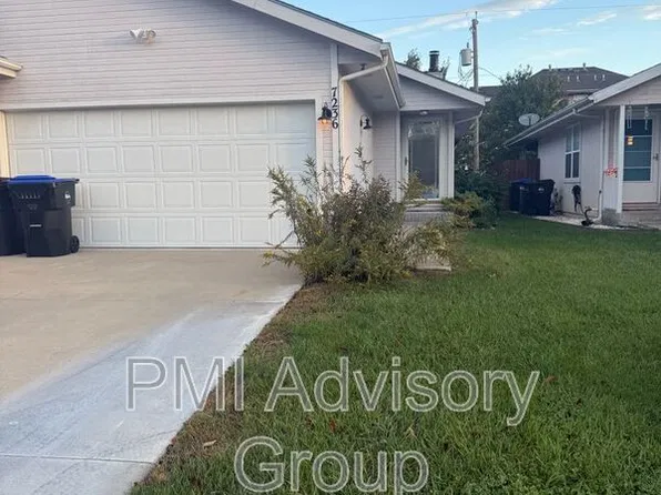 7236 SW 23rd Ct, Topeka, KS 66614