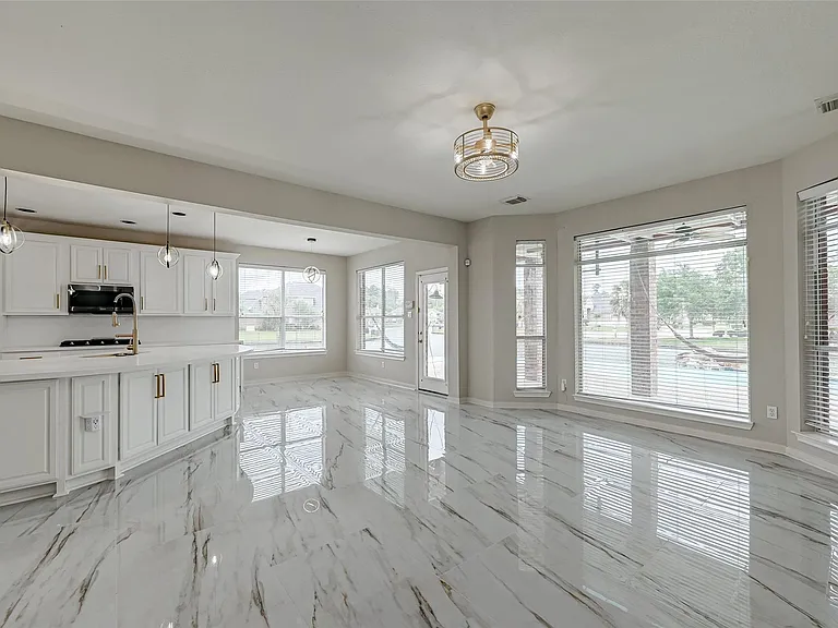 11954 Galentine Point — Photo 10