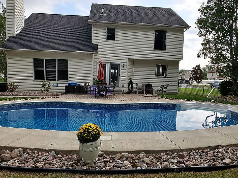 1st image of 2529 Danielle Dr