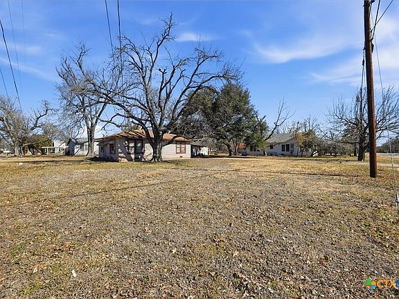 3rd image of N Fannin Ave