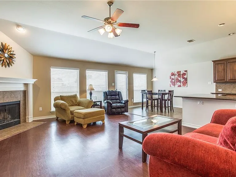 3444 Crisoforo Dr — Photo 2