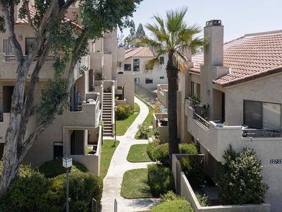 221 McAfee Ct, Thousand Oaks, CA, 91360