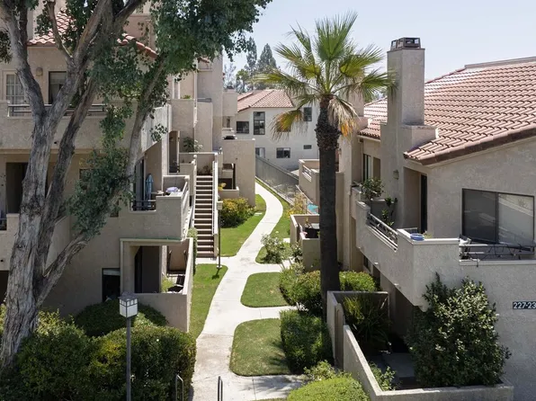 221 McAfee Ct, Thousand Oaks, CA 91360