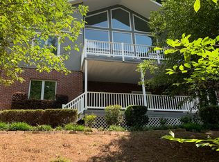 136 Kimberly Dr, Travelers Rest, SC 29690
