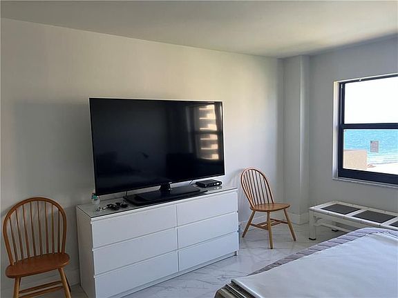 4th image of 5000 N Ocean Blvd APT 1009