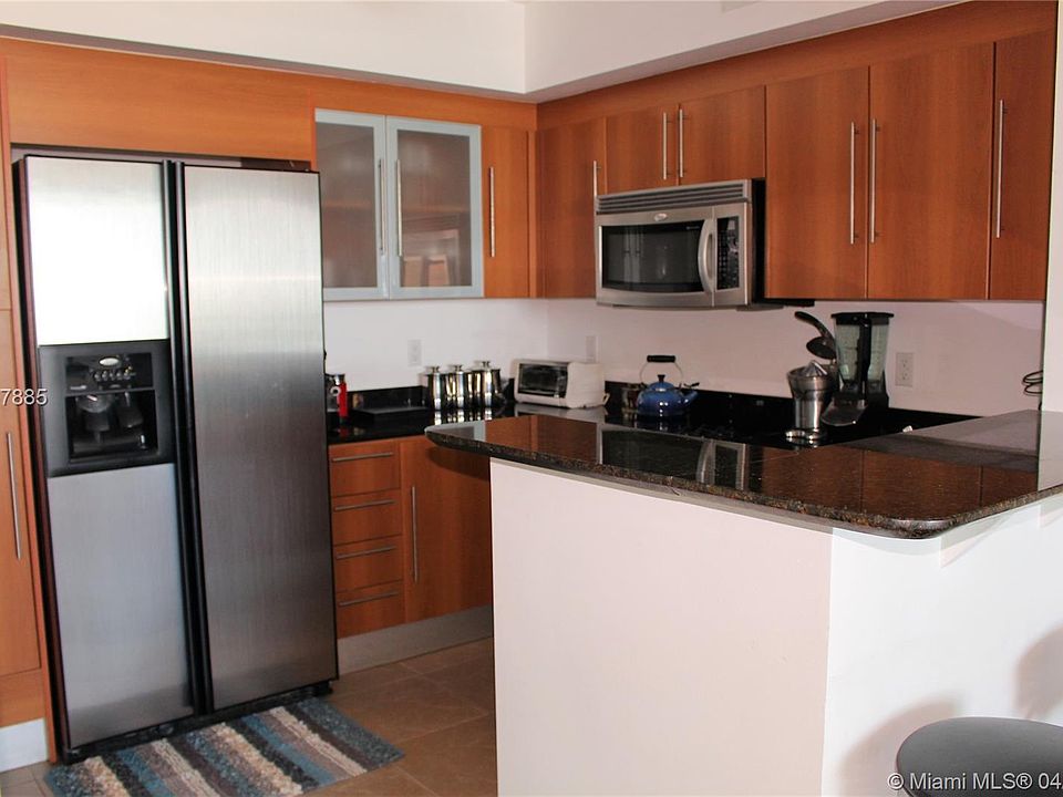 1st image of 325 Biscayne Blvd #3615