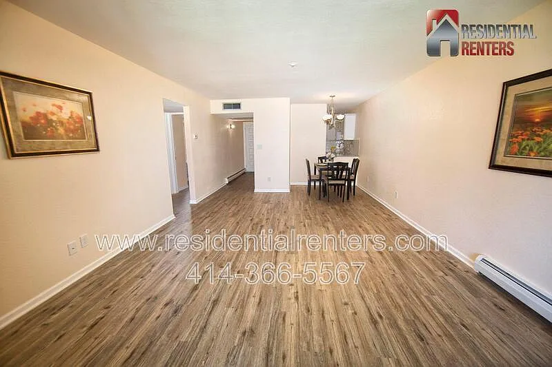 2 bed, 1.5 bath, 962 sqft, $1,595 — Photo 4