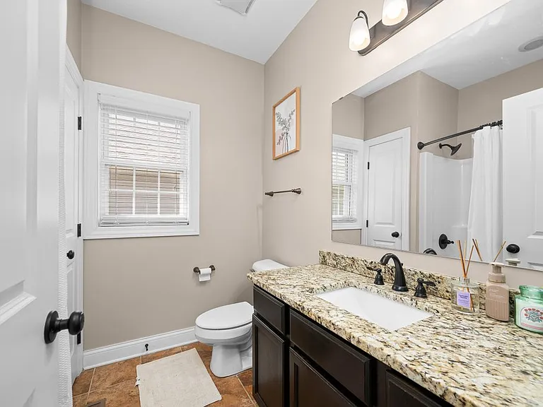 67 Cobblestone Ln — Photo 42