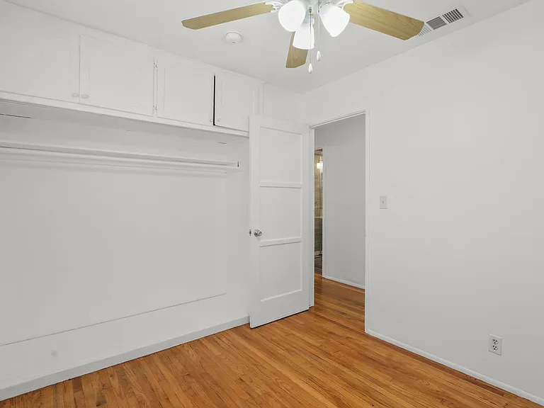 413 Adlena Dr — Photo 10
