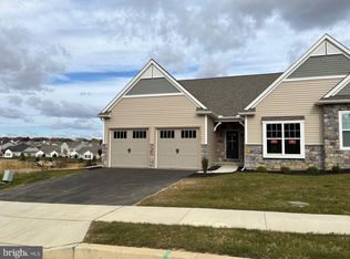 413 Autumn Harvest Ln #15, Lititz, PA 17543